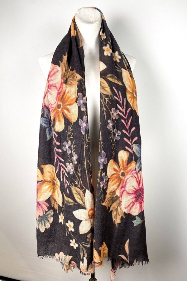 Dolma Black Floral Wool Scarf Fashion