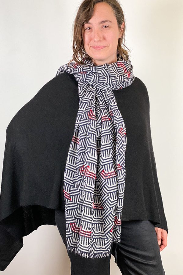 Dolma Cashmere Poncho Black on Sale