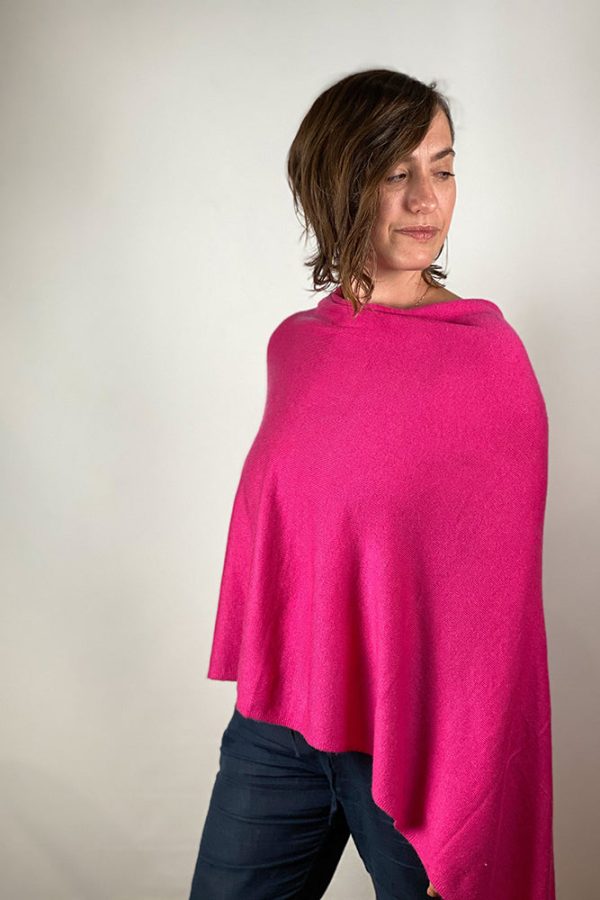 Dolma Cashmere Poncho Magenta Fashion